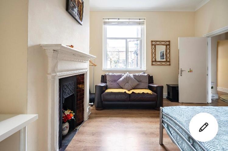 Rosie Blue Apartment ลอนดอน ภายนอก รูปภาพ