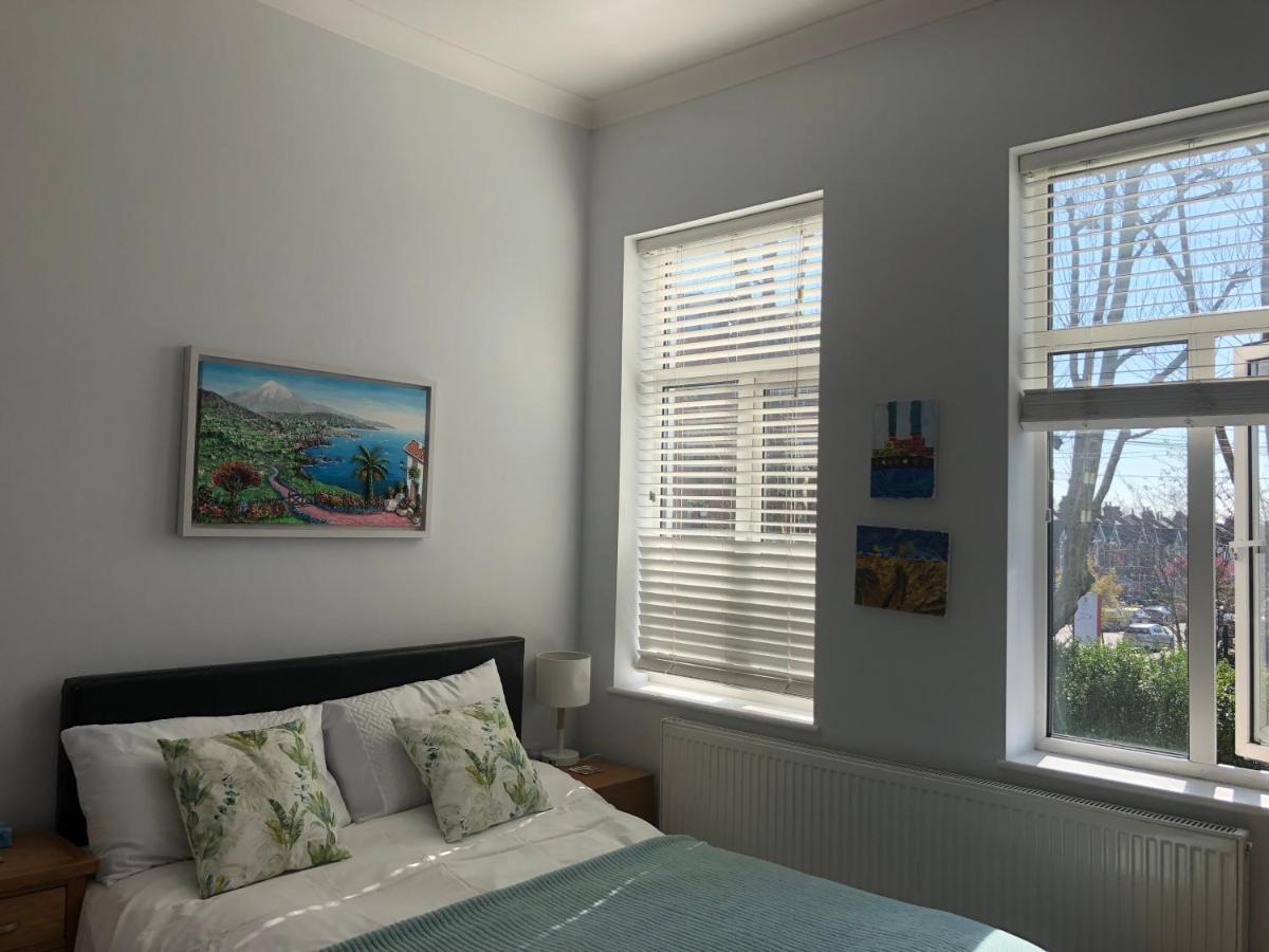 Rosie Blue Apartment ลอนดอน ภายนอก รูปภาพ